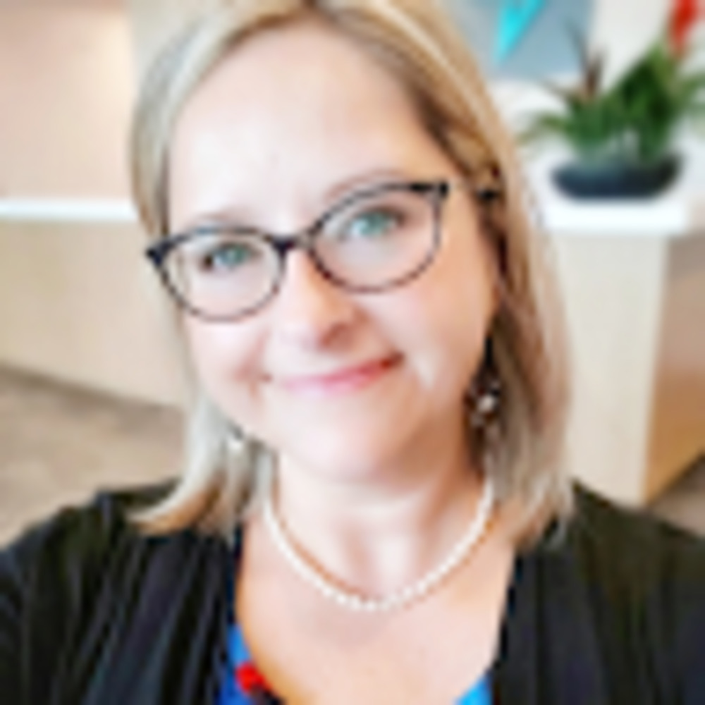 Meet your Posher, Stacy
